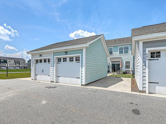 5th image of 602 Ravensridge Ln
