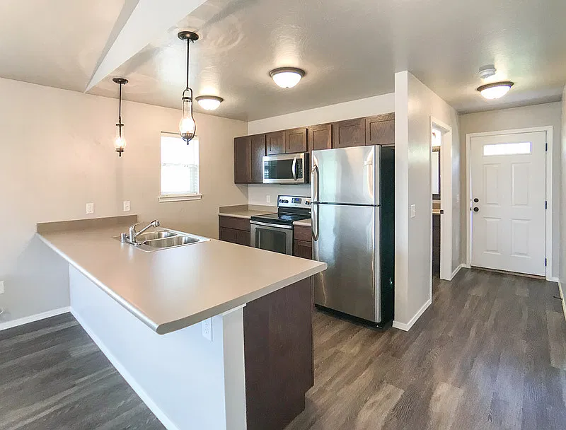 4931 Potter Park Loop — Photo 3