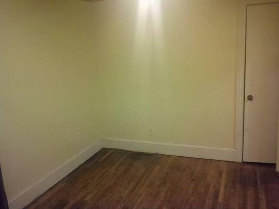 2nd image of 233 McMakin Dr