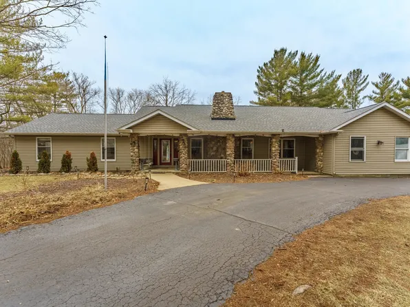 14103 Westwood Trl, Woodstock, IL 60098