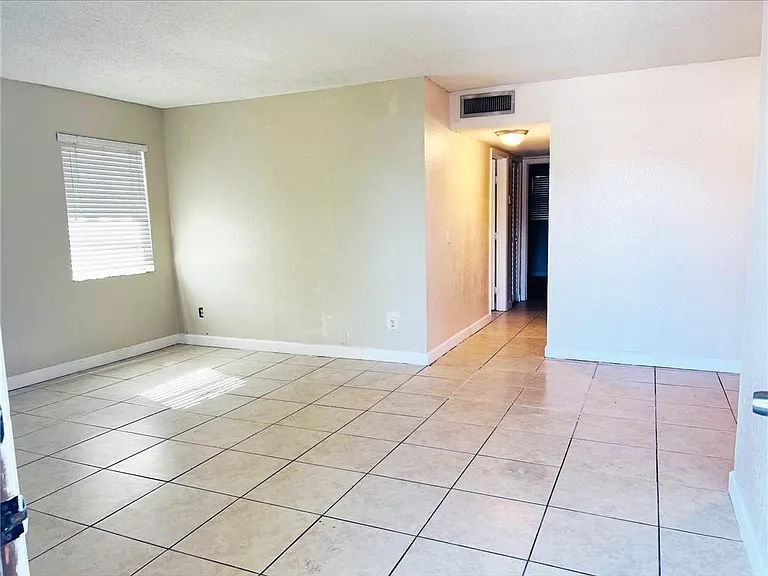400 NW 65th Ave #209 — Photo 6