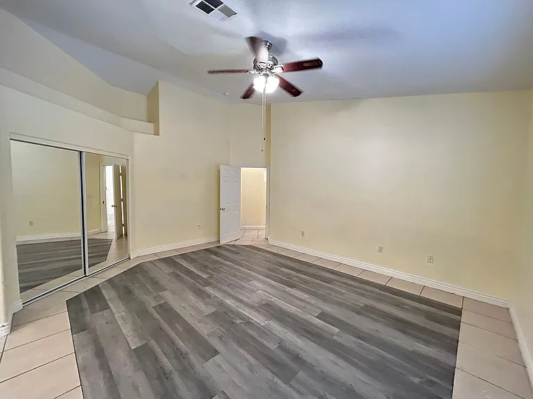 4685 E Wyoming Ave — Photo 8