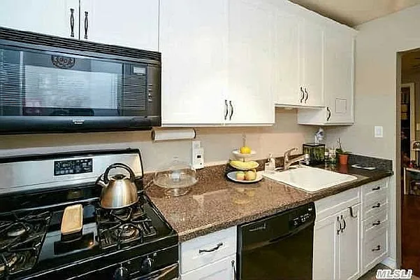 Sold by Douglas Elliman | media 4