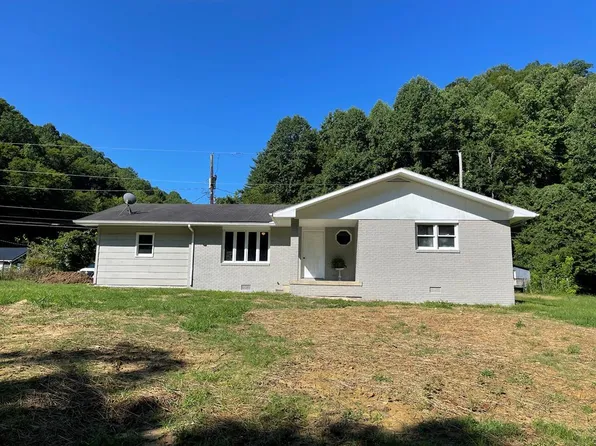 112 Camp Br, Martin, KY 41649