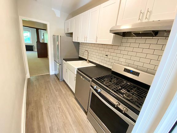 kitchen (view toward living room)