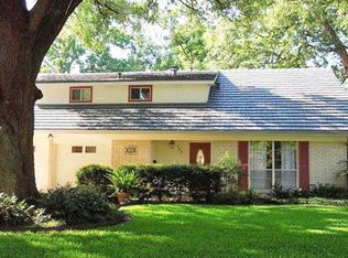 705 Center Way St, Lake Jackson, TX 77566