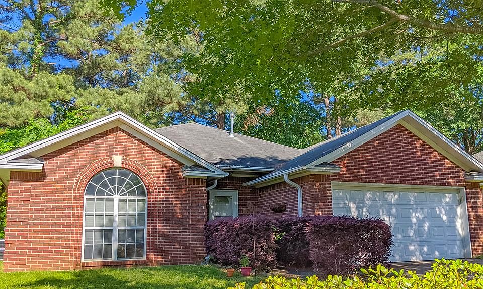 1st image of 4729 Woodcreek Dr