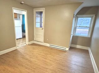 226 W 3rd St APT 4, Bethlehem, PA 18015