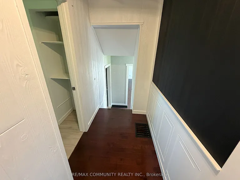 2292 Hamilton Rd — Photo 17