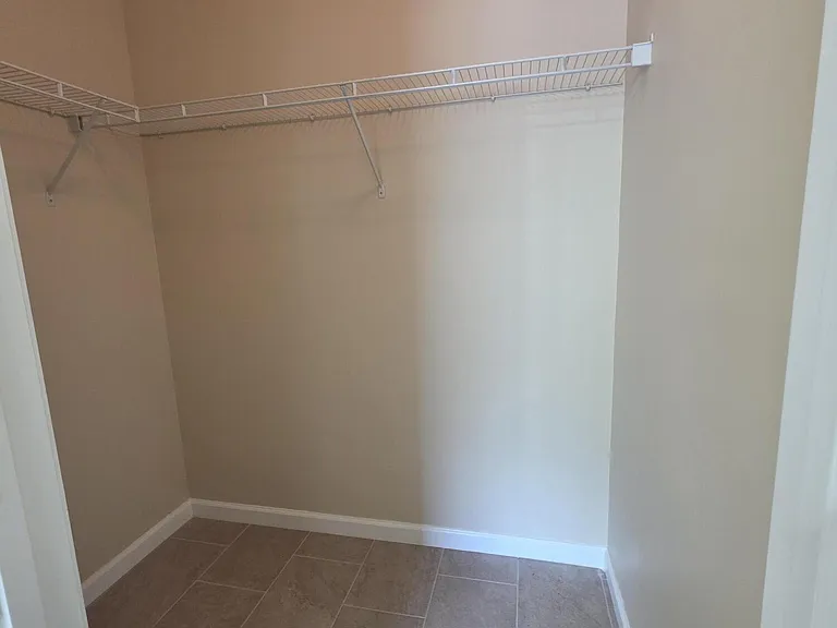 739 Wakemont Dr — Photo 31