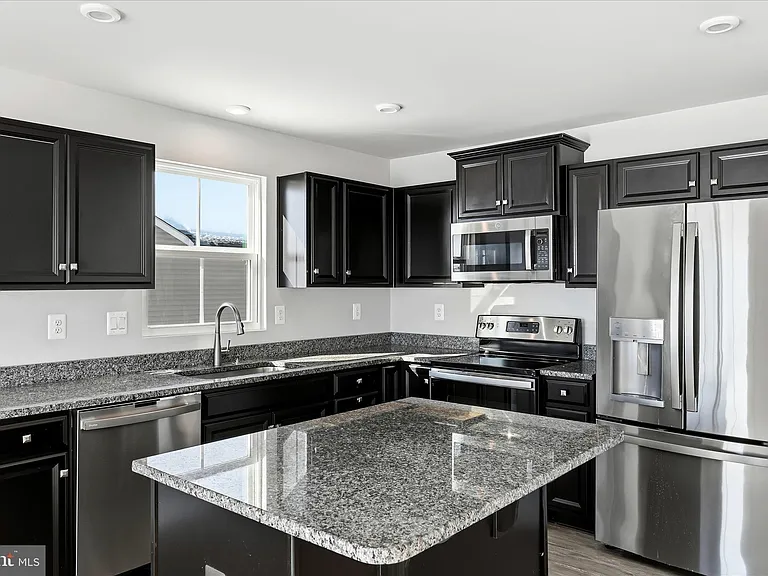 313 Switchgrass Ct — Photo 19
