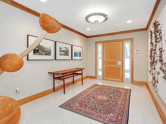 5th image of 43 Lawrence Farms Crossway