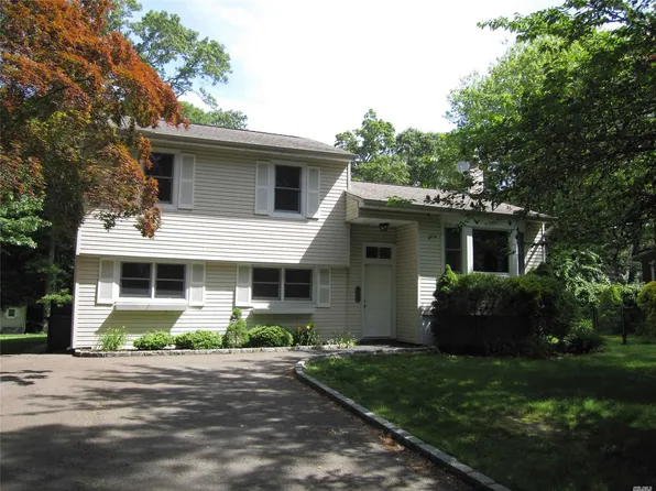 504 Old Post Rd, Port Jefferson, NY 11777