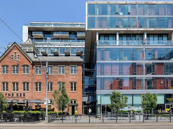 560 King St W, Toronto, ON