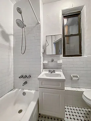 Rented by Skyward | media 6