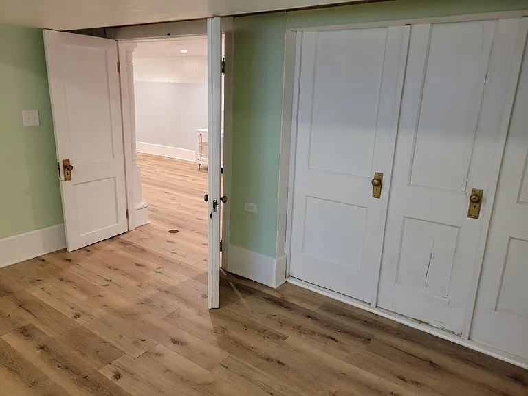11212 S Christiana Ave — Photo 15
