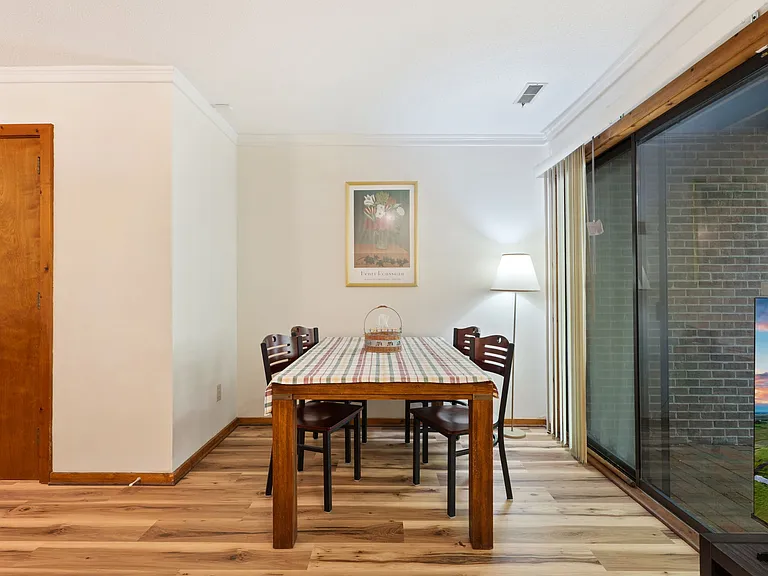 609 Hillsborough St #7 — Photo 12