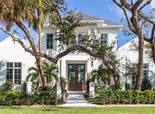 765 Azalea Ln, Vero Beach, FL 32963