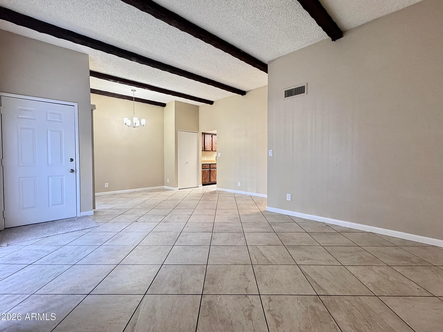 2 bed, 2.0 bath, 987 sqft, $1,500 — Photo 2