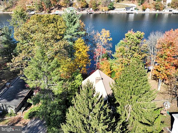 3rd image of 649 Wynonah Dr