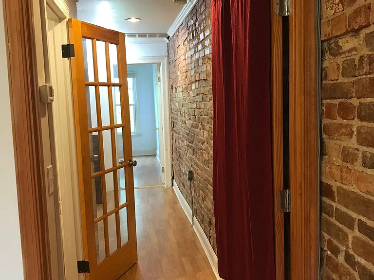 1383 Potomac Ave SE — Photo 19
