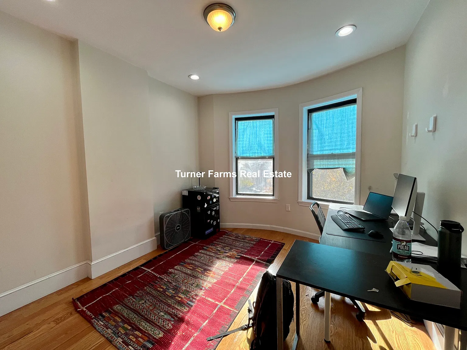 4 bed, 7777 sqft, $4,950 — Photo 2