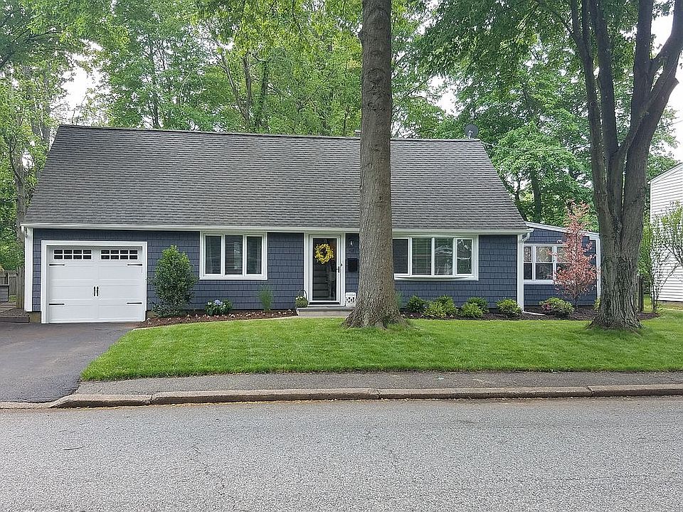 1st image of 50 Lockwood Dr