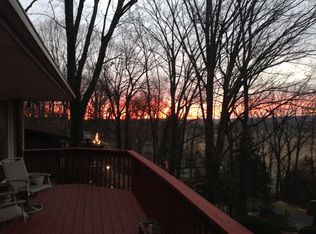 1204 Wood Rd, Hummelstown, PA 17036