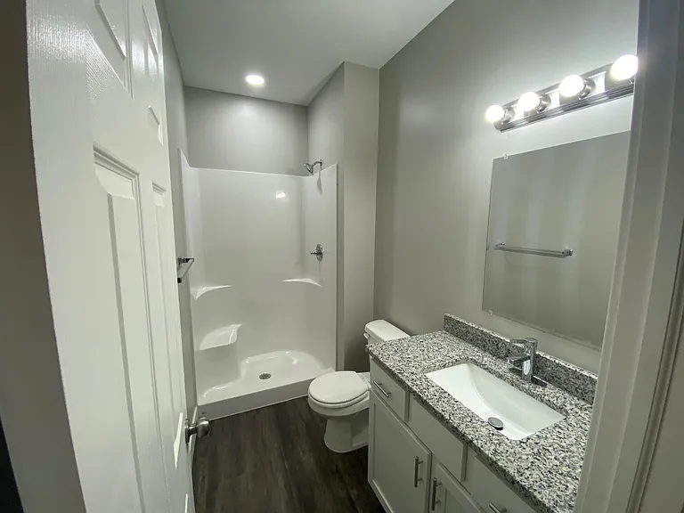 209 Reyer St — Photo 7