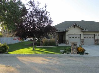 912 Fullerton Ave, Buffalo, WY 82834