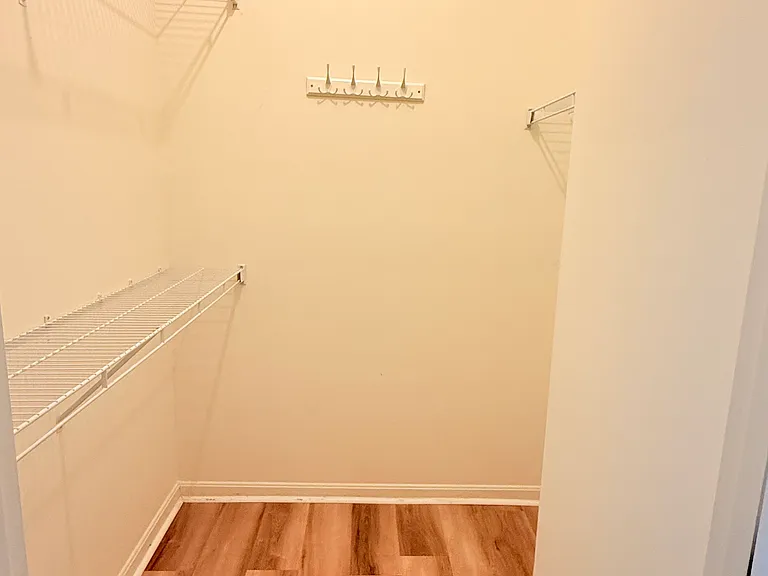 3044 Westminster Dr #309 — Photo 23