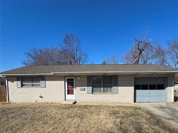 1 Saint Paul Ave, Granite City, IL 62040