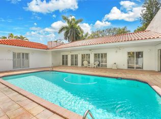 19015 SW 208th St, Miami, FL 33187