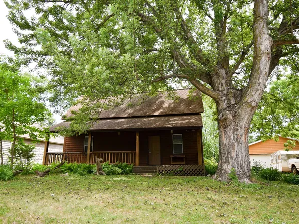 250 2nd St, Dassel, MN 55325