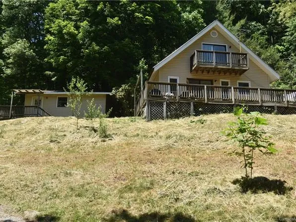 124 Rome Beauty Rd, Waynesville, NC 28785