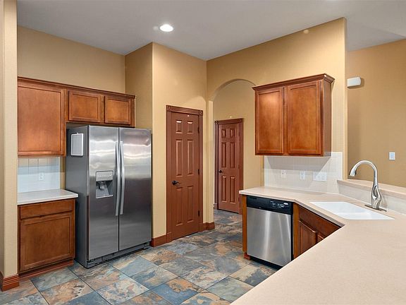 3rd image of 2206 Brittway Ln
