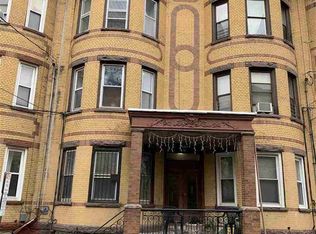 6 East St APT 3R, Jersey City, NJ 07306