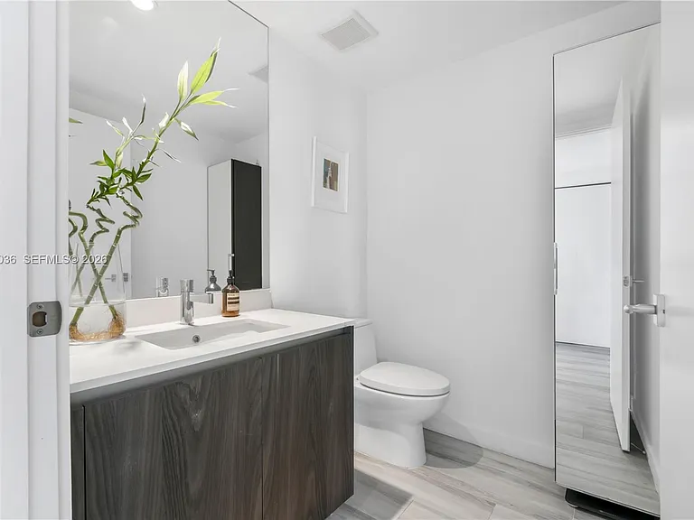 3131 NE 7th Ave #2706 — Photo 39