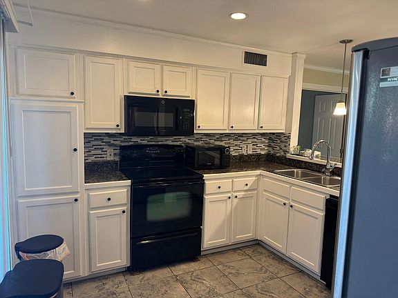 3rd image of 4549 N Oconnor Rd #1262