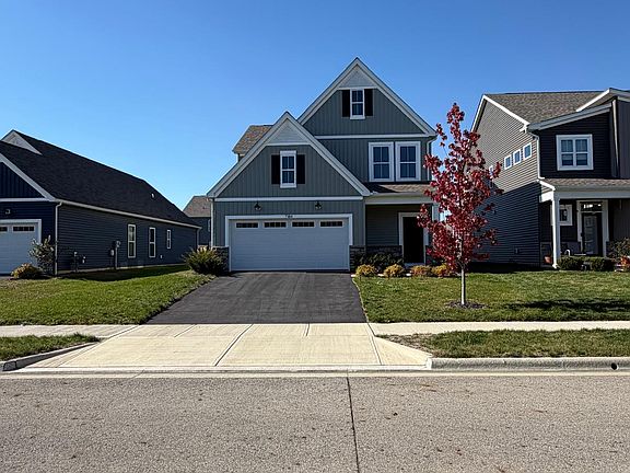 Exterior front, zoomed out