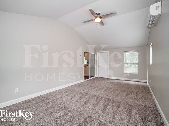3rd image of 3103 Valleywood Dr