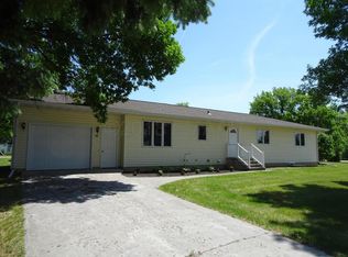 506 2nd St SE, Barnesville, MN 56514