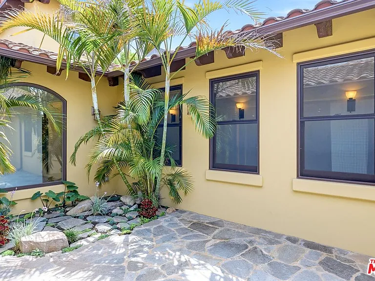 4129 Wade St — Photo 16
