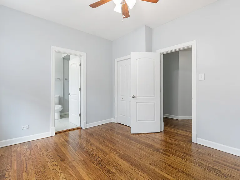 7700-7706 N Marshfield Ave #AVE;-1638-1642 — Photo 9