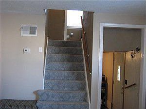 5th image of 146 Dalton Dr