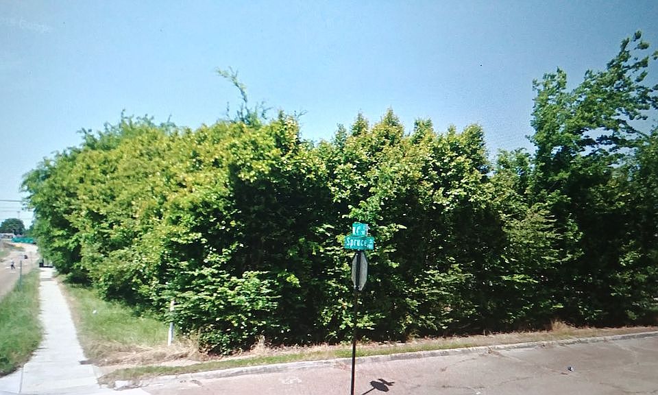 1st image of 402 Spruce St