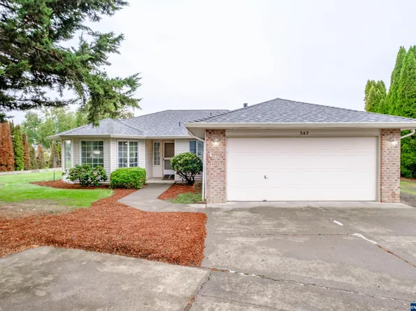 242 Ridgecrest Dr N, Keizer, OR 97303