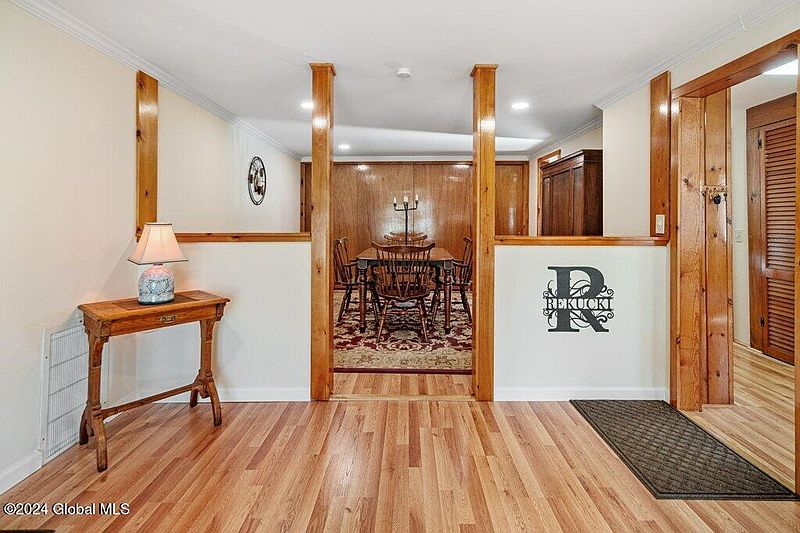 3rd image of 316 Wagner Road