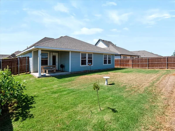 740 Amelia Ct, Pilot Point, TX 76258