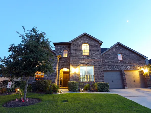 8158 Threadtail St, Conroe, TX 77385